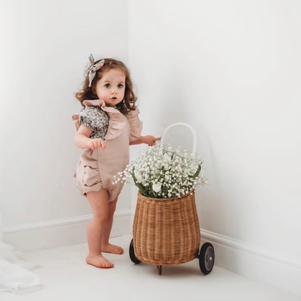 Baby striped ruffled bubble apron romper 6-9 month - Picture 9 of 9